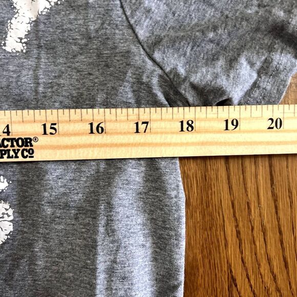 Thi Phan Minnie Mouse T Shirt Small - Picture 4 of 4